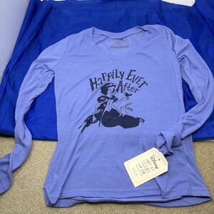Disney Off To Sleep We Go Snow White Shirt Top Sz Small Happily Ever After NWT